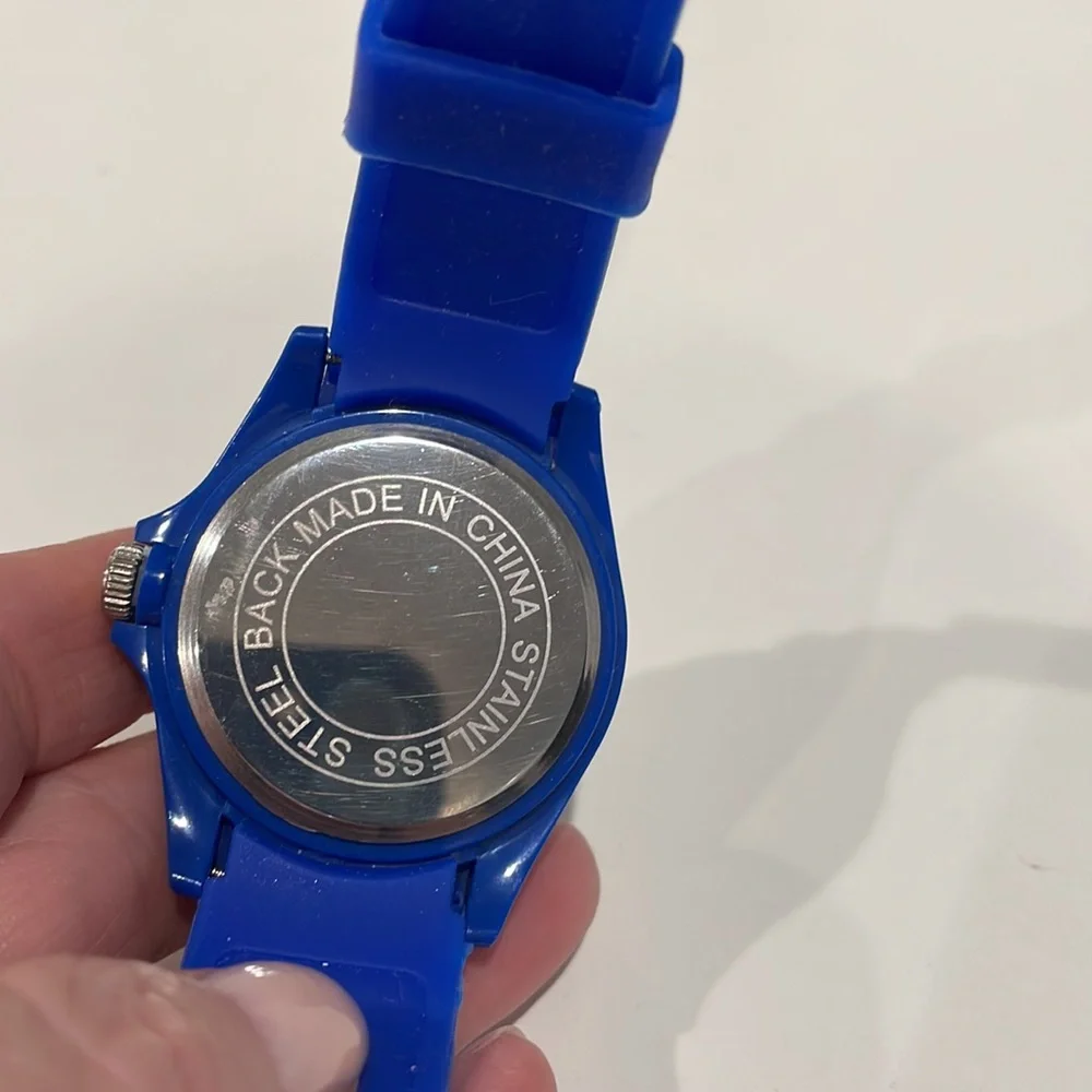 Plixio Royal Blue watch with molded plastic band. New.